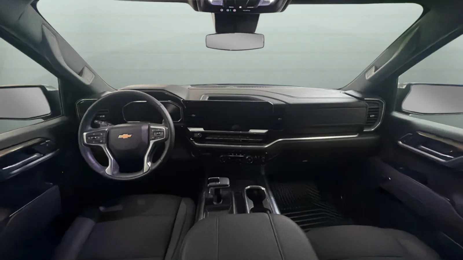 Chevrolet Silverado photo 9