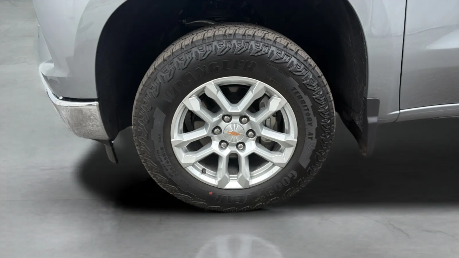 Chevrolet Silverado photo 29