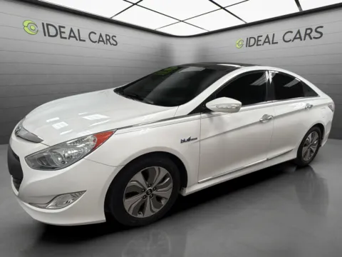 White 2014 Hyundai SONATA Hybrid Limited for sale in Mesa, AZ