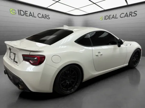 More photos of 2016 Scion FR-S at Ideal Cars - Broadway, AZ
