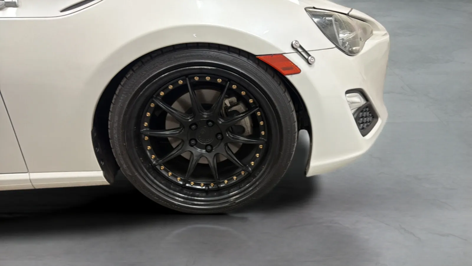 Scion FR-S photo 23