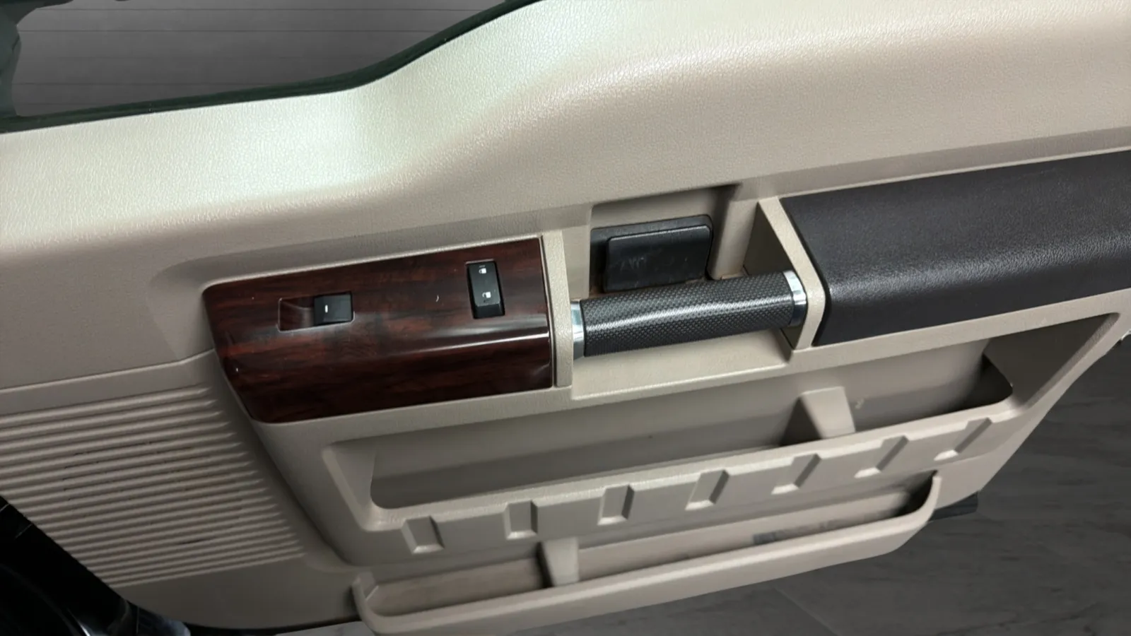Ford F-250 photo 23