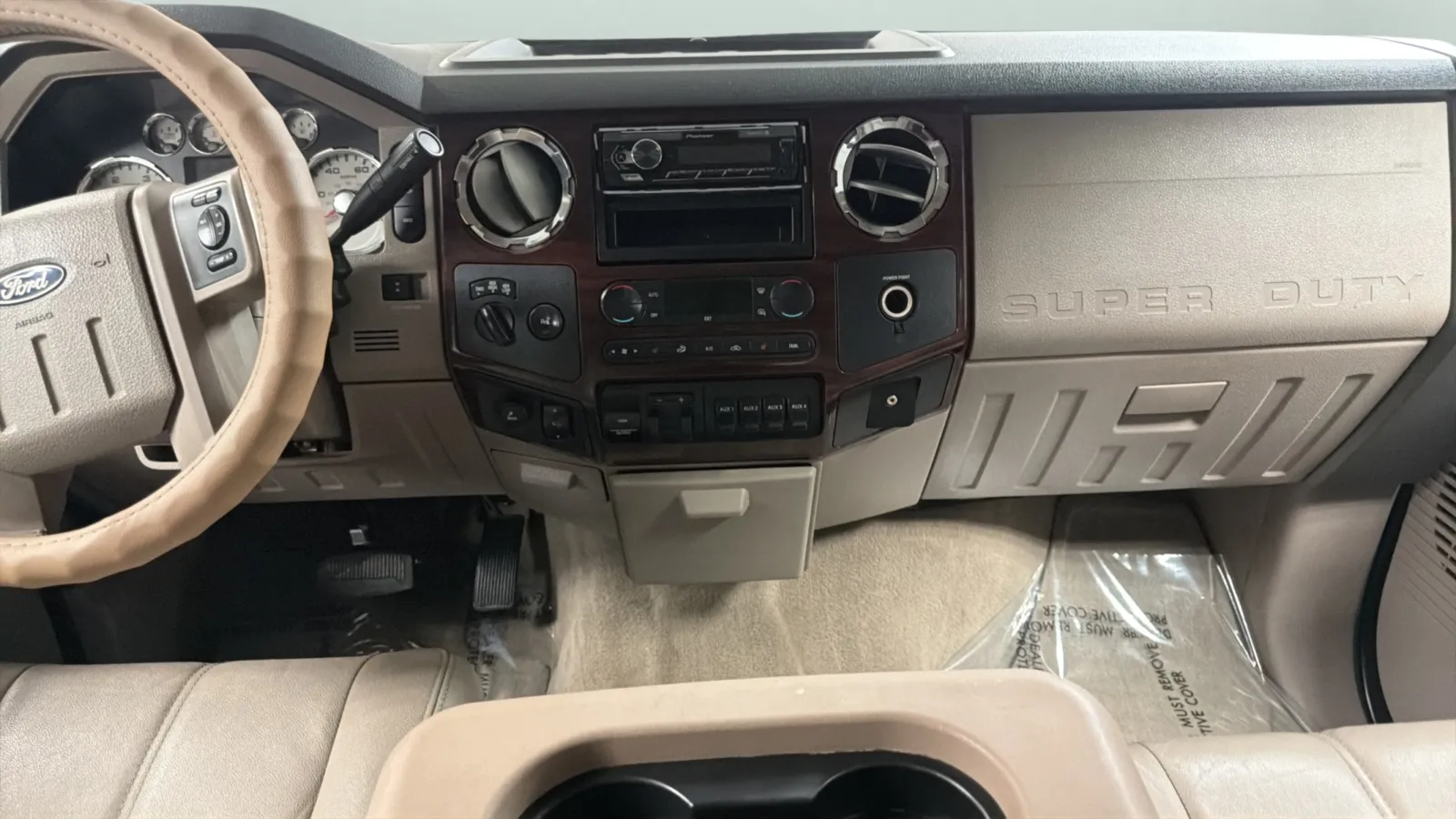 Ford F-250 photo 15