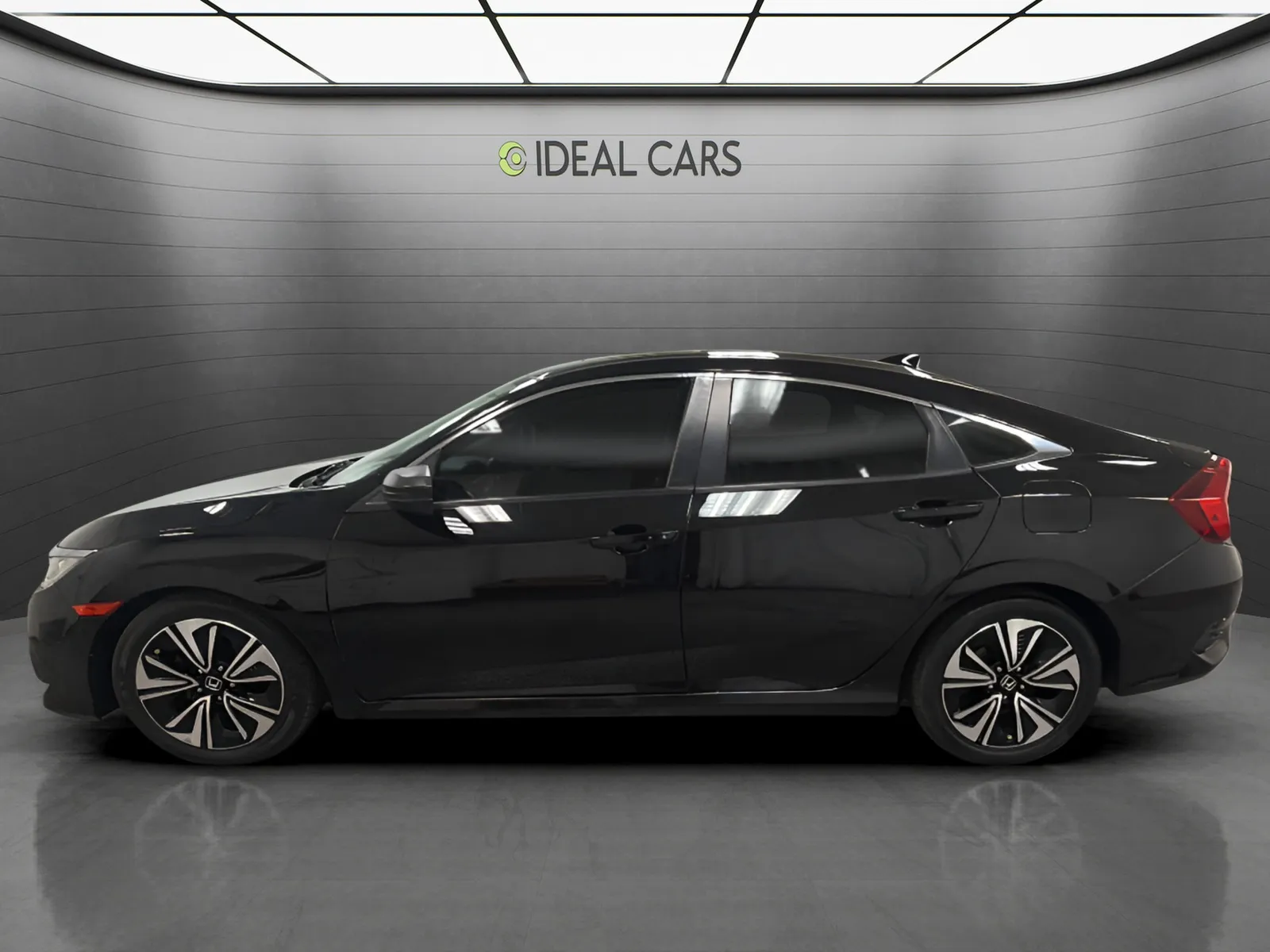 Honda Civic photo 8
