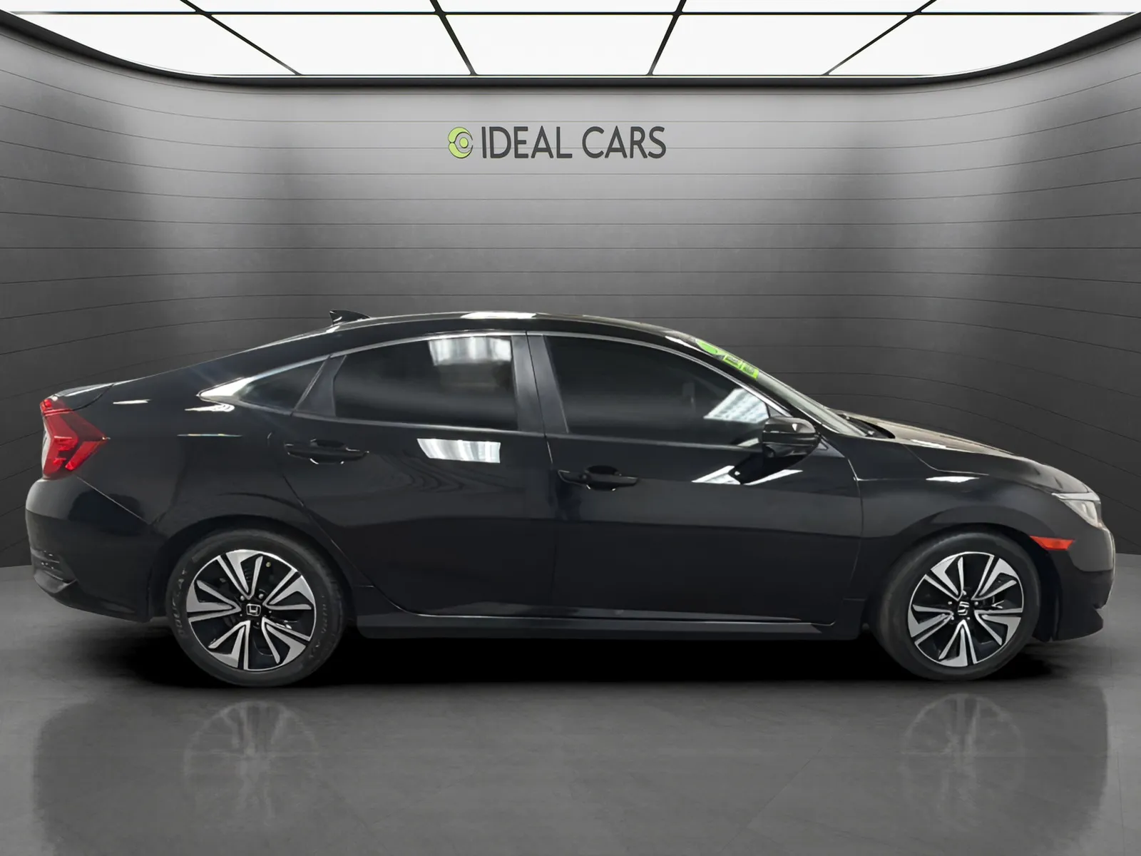 Honda Civic photo 4