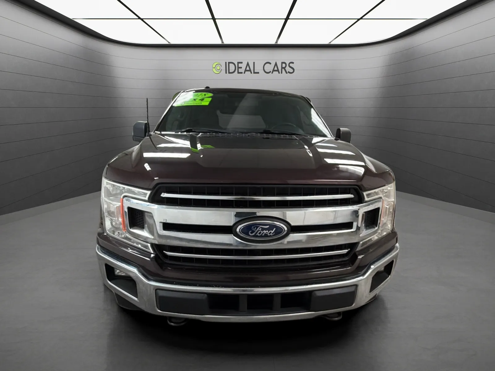 Ford F-150 photo 2