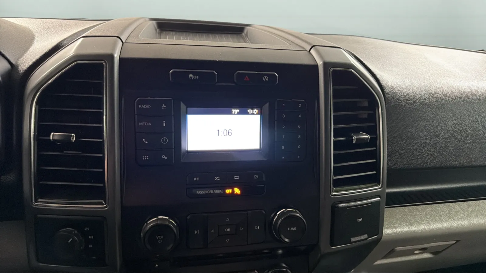 Ford F-150 photo 13