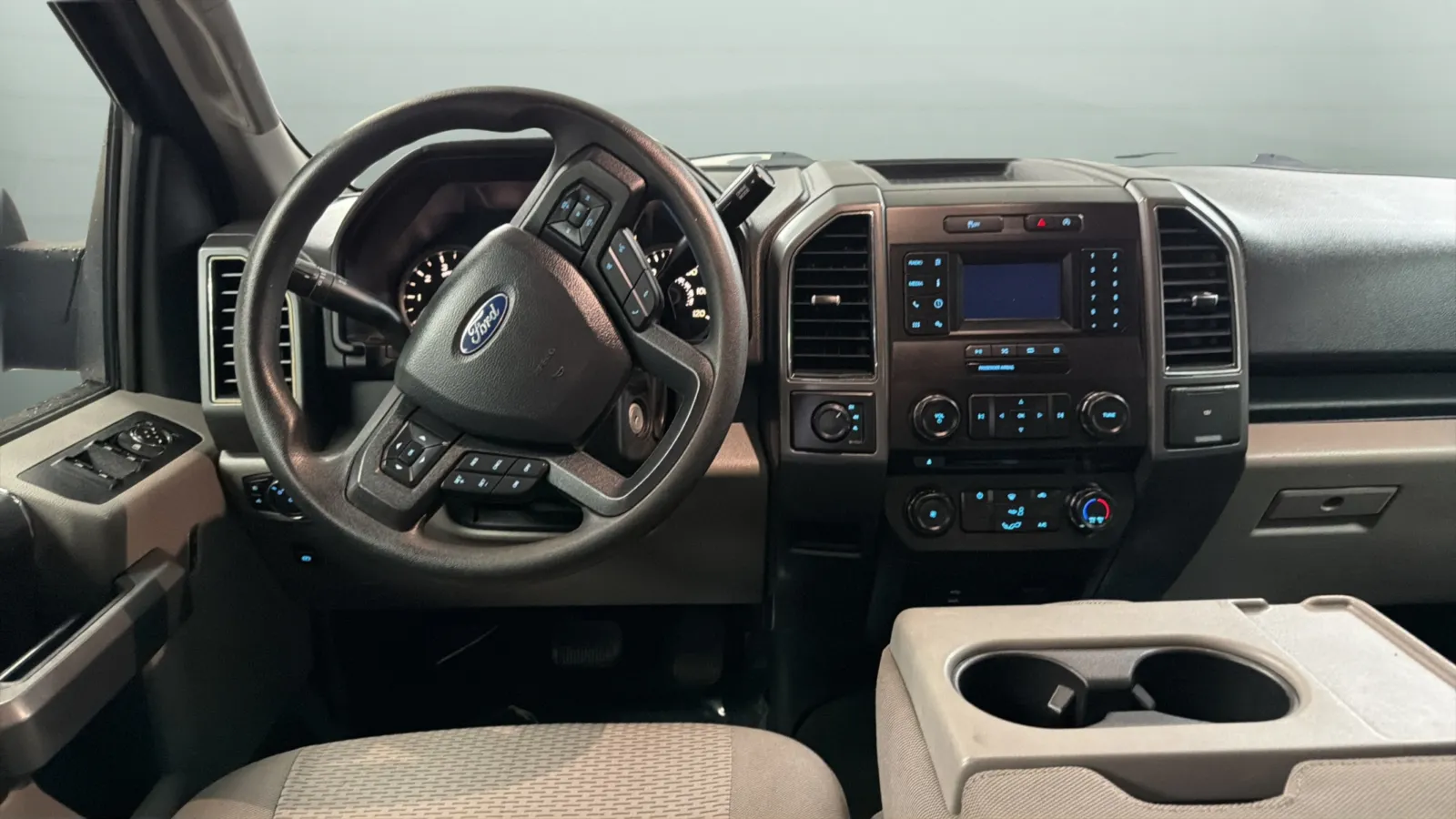 Ford F-150 photo 10