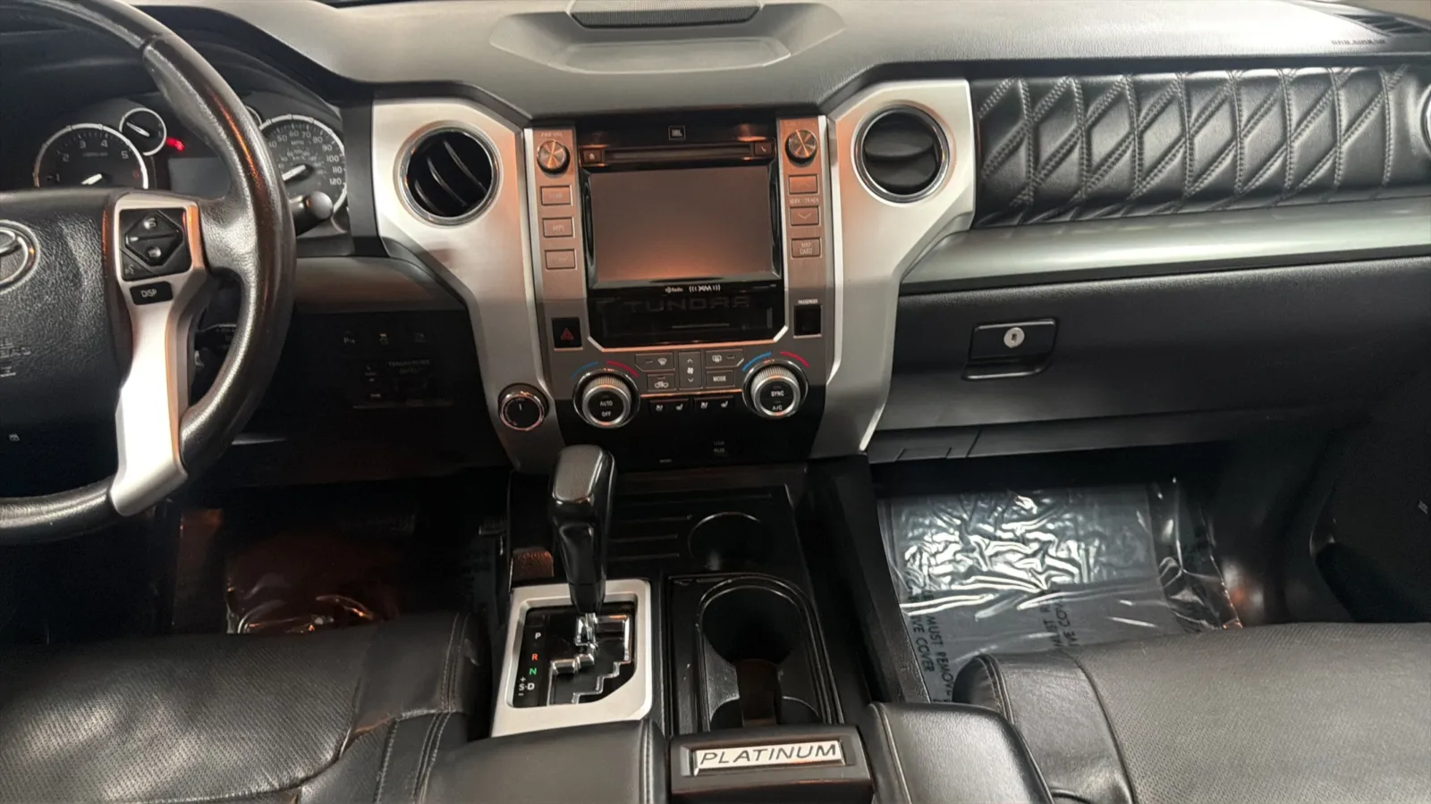 Toyota Tundra photo 15