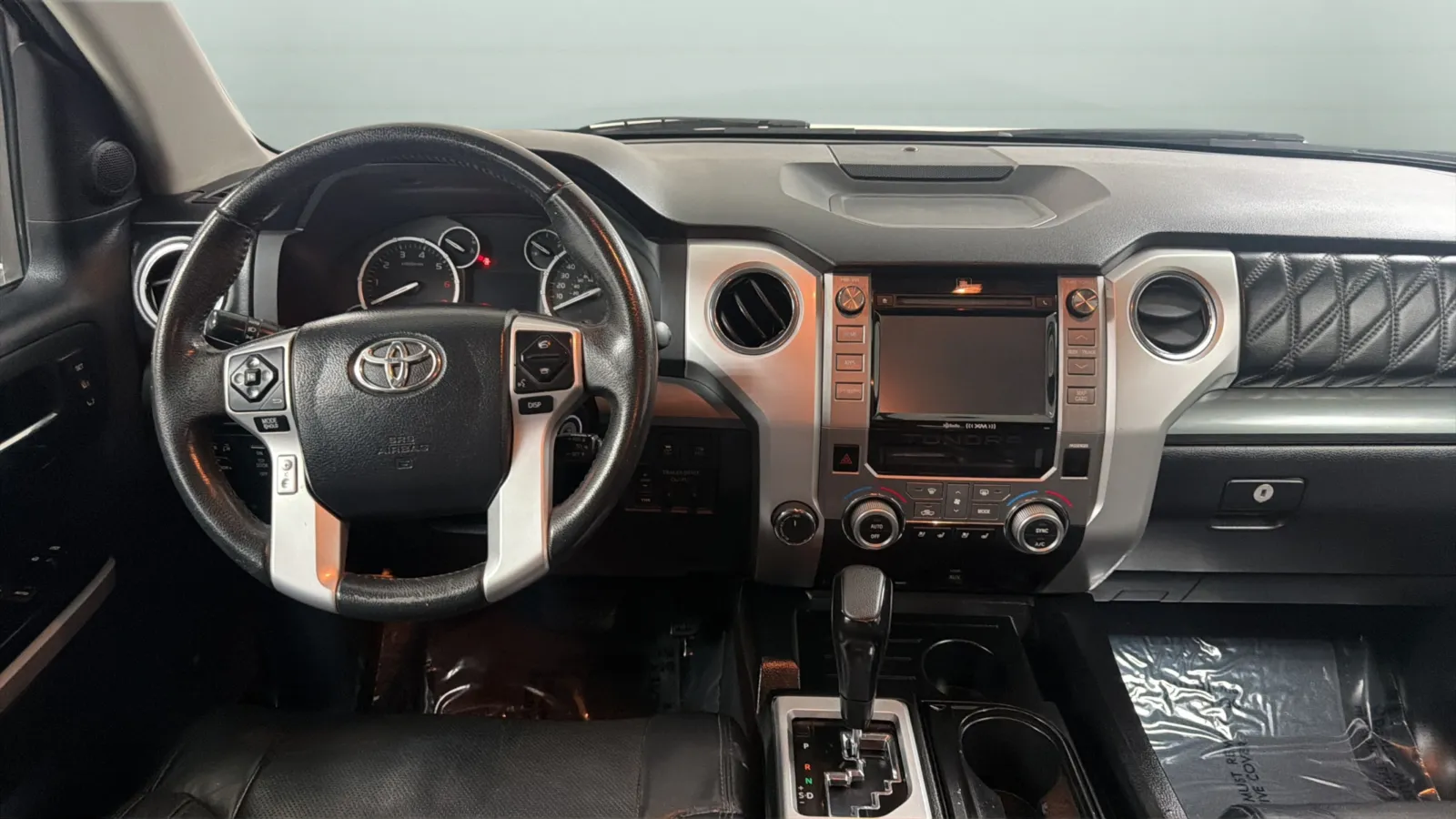 Toyota Tundra photo 10