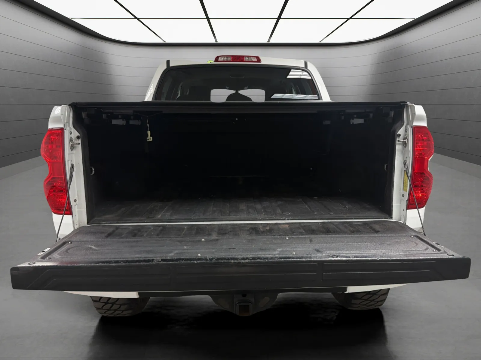 Toyota Tundra photo 19