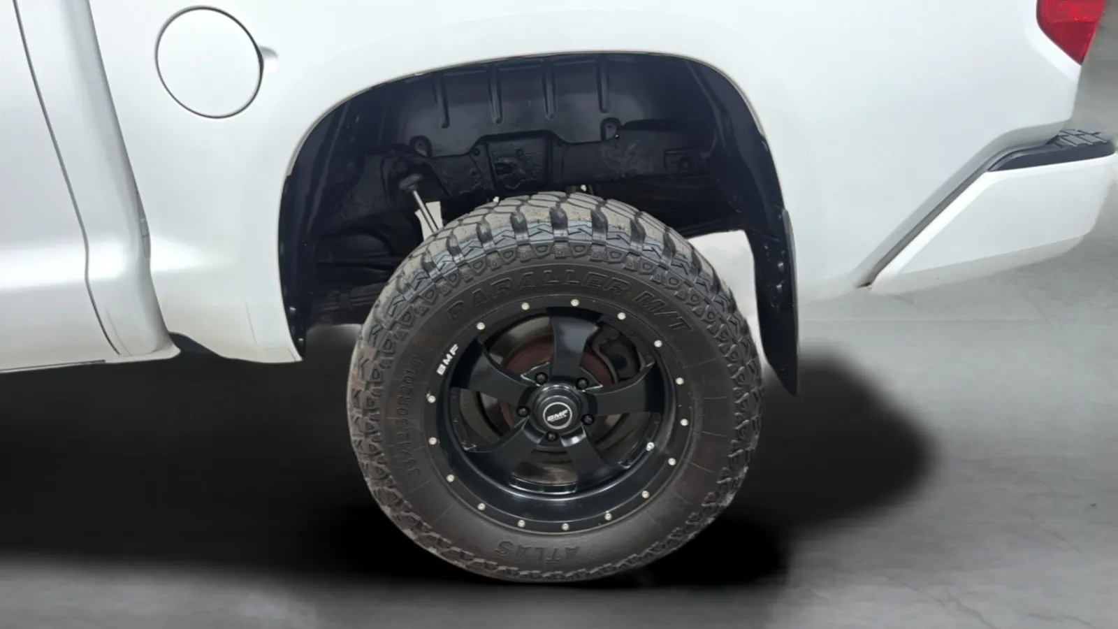 Toyota Tundra photo 25