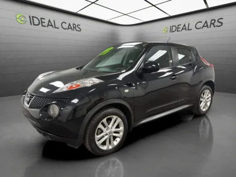 Black 2013 Nissan JUKE S for sale in Mesa, AZ