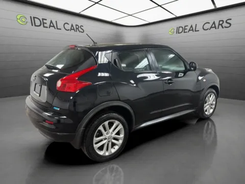More photos of 2013 Nissan JUKE S at Ideal Cars - Broadway, AZ