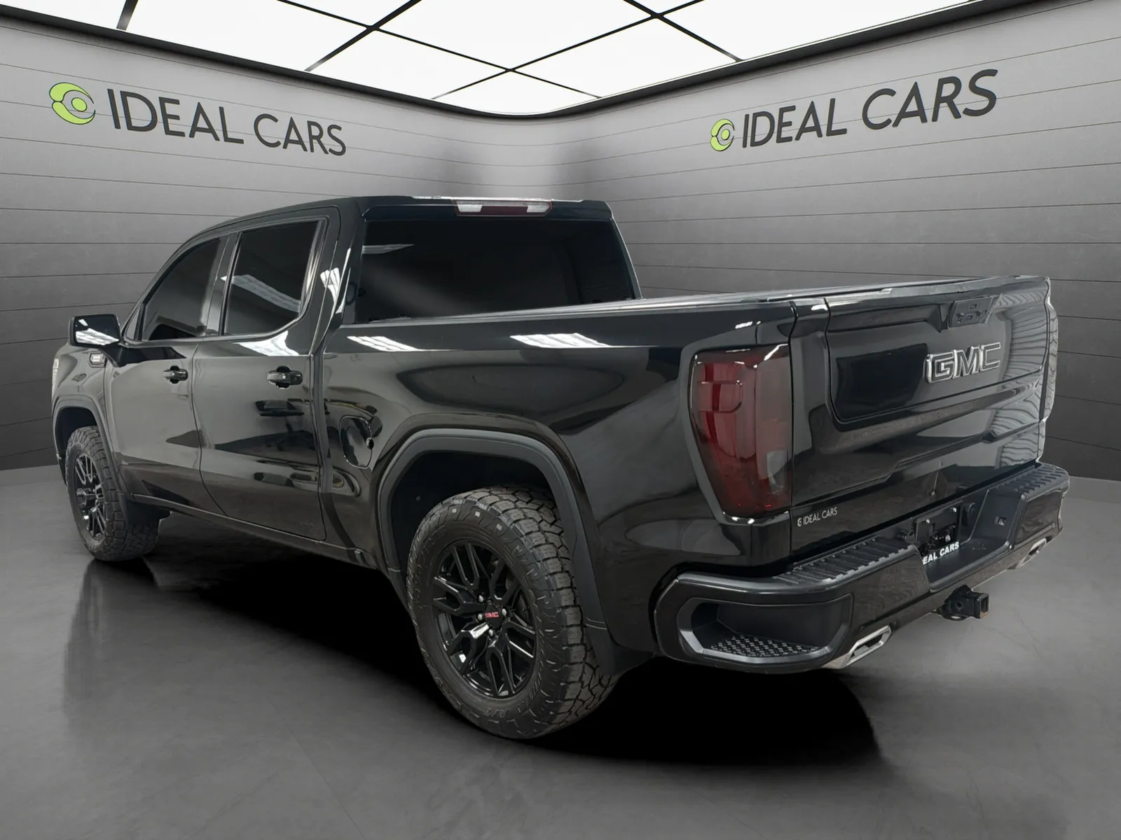 GMC Sierra photo 7