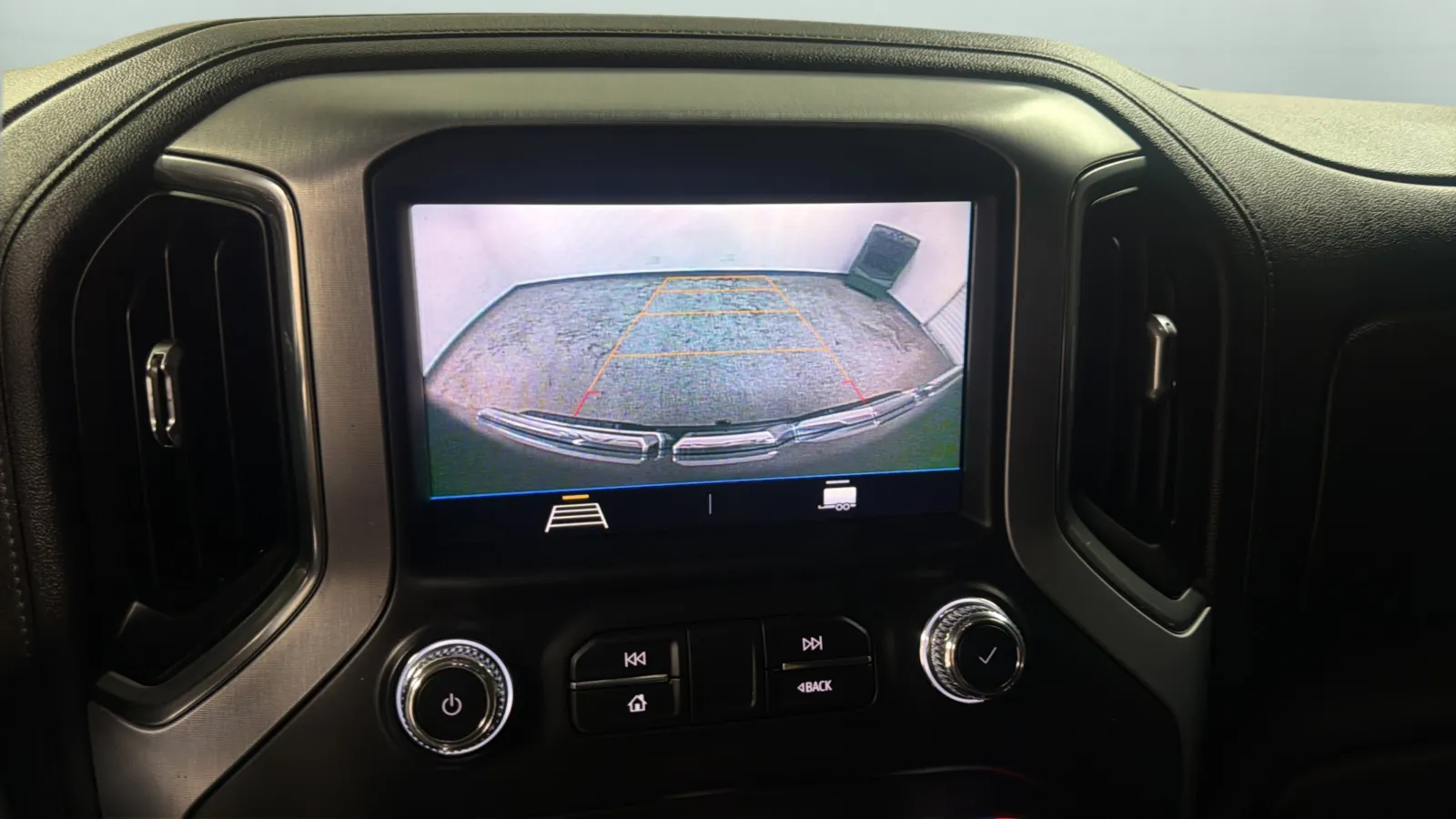 GMC Sierra photo 14