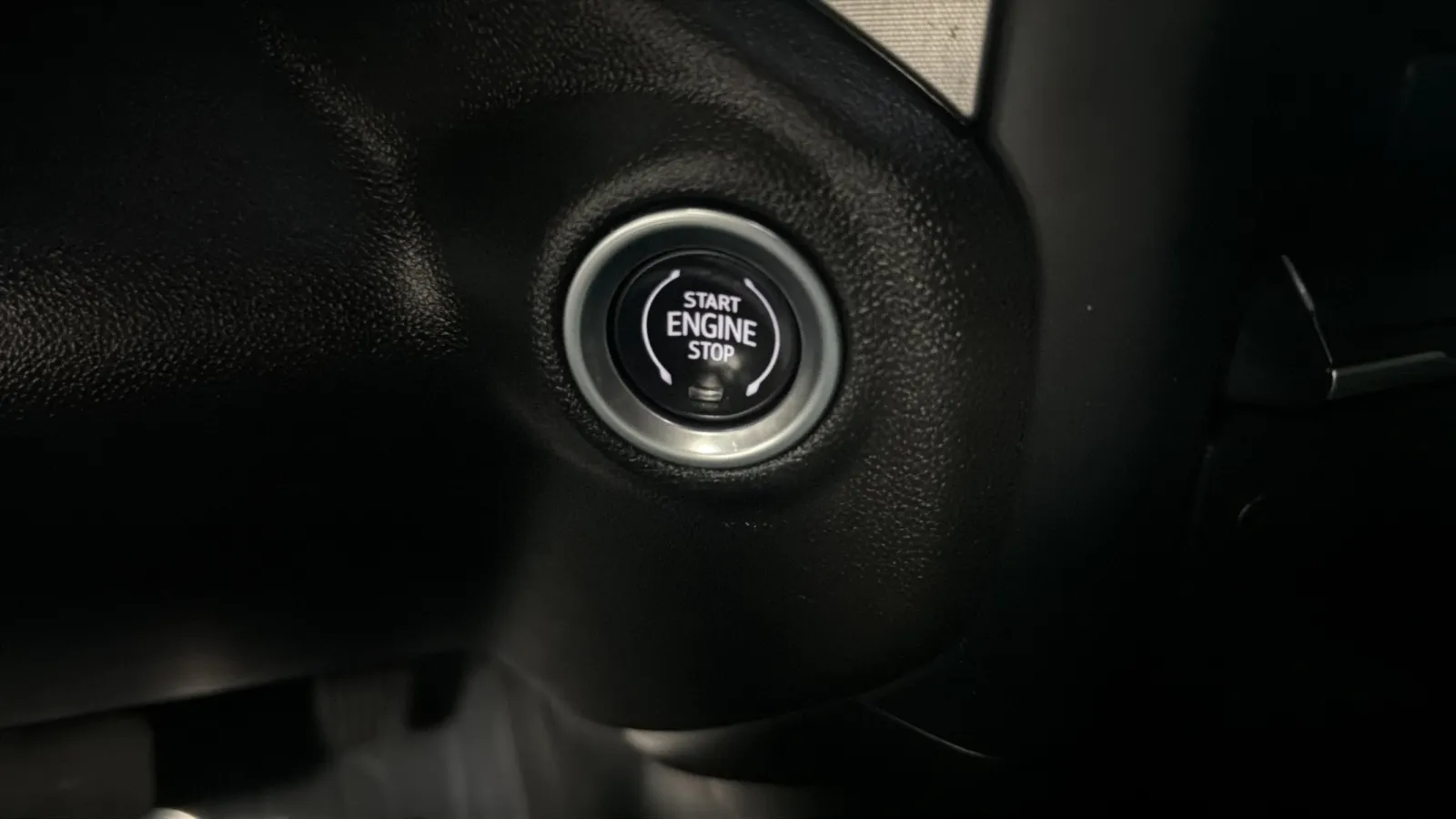GMC Sierra photo 15