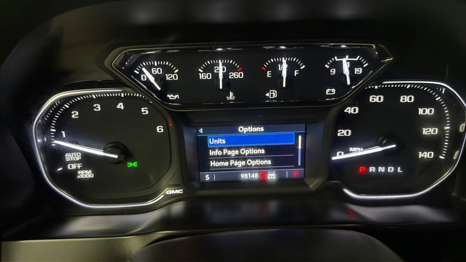 GMC Sierra photo 11