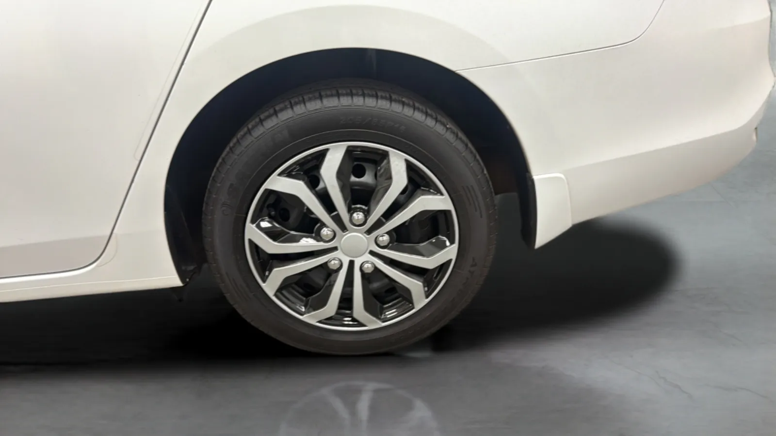 Nissan Sentra photo 25