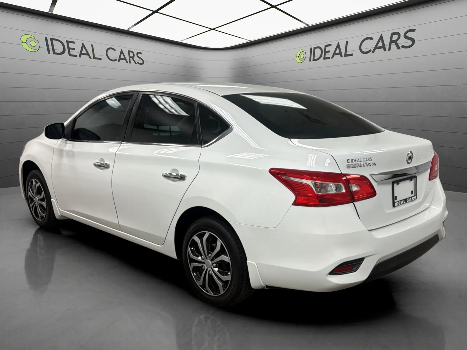 Nissan Sentra photo 3
