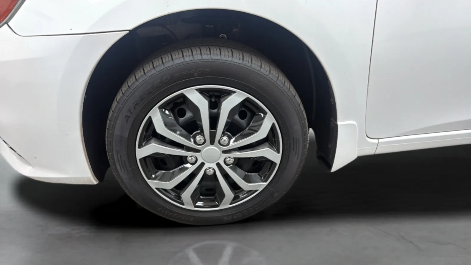 Nissan Sentra photo 26