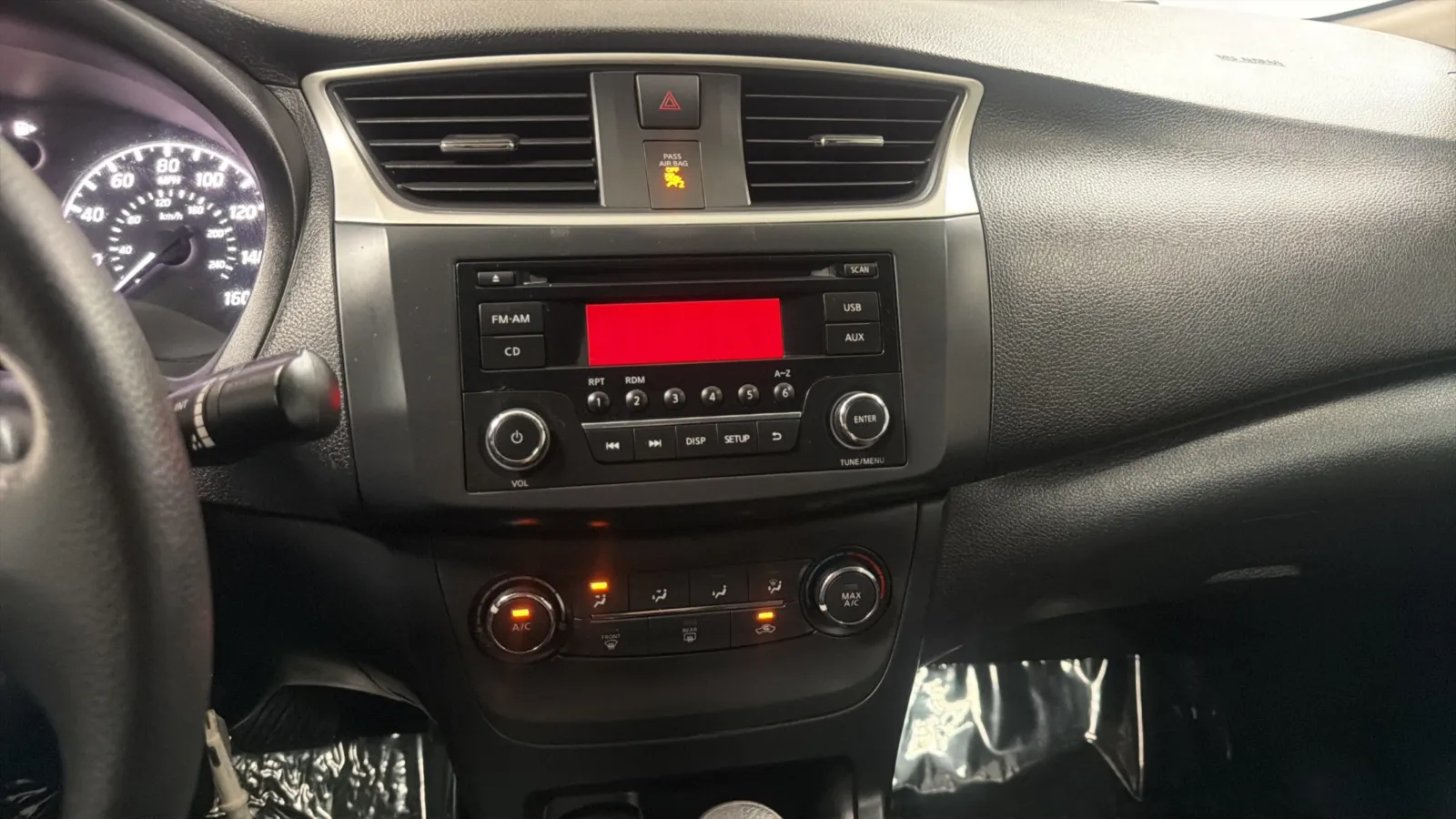 Nissan Sentra photo 13