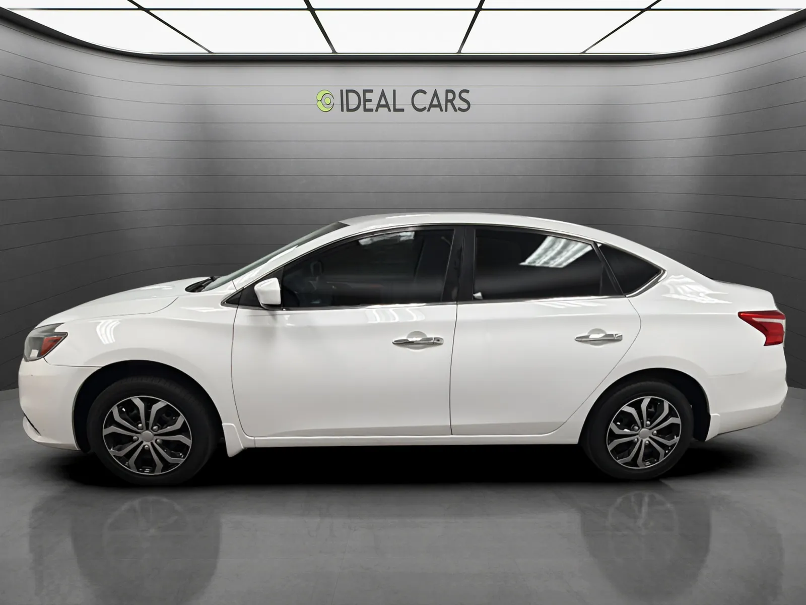 Nissan Sentra photo 2