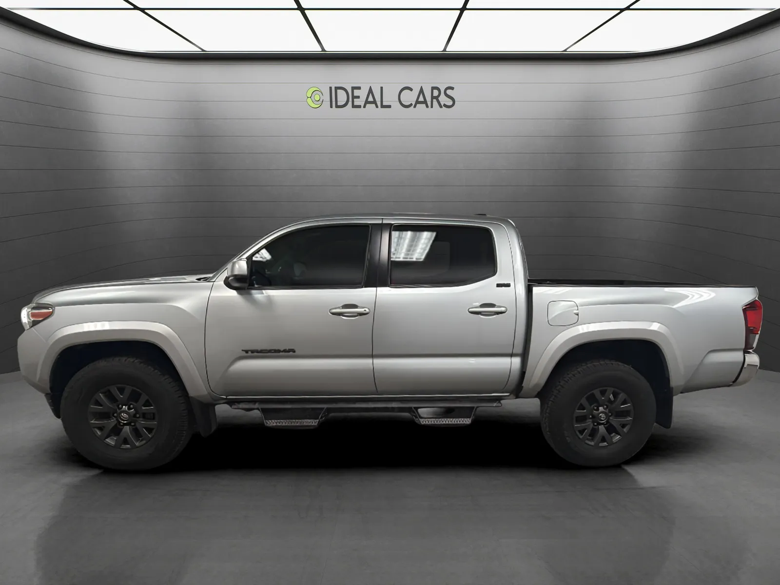 Toyota Tacoma photo 8