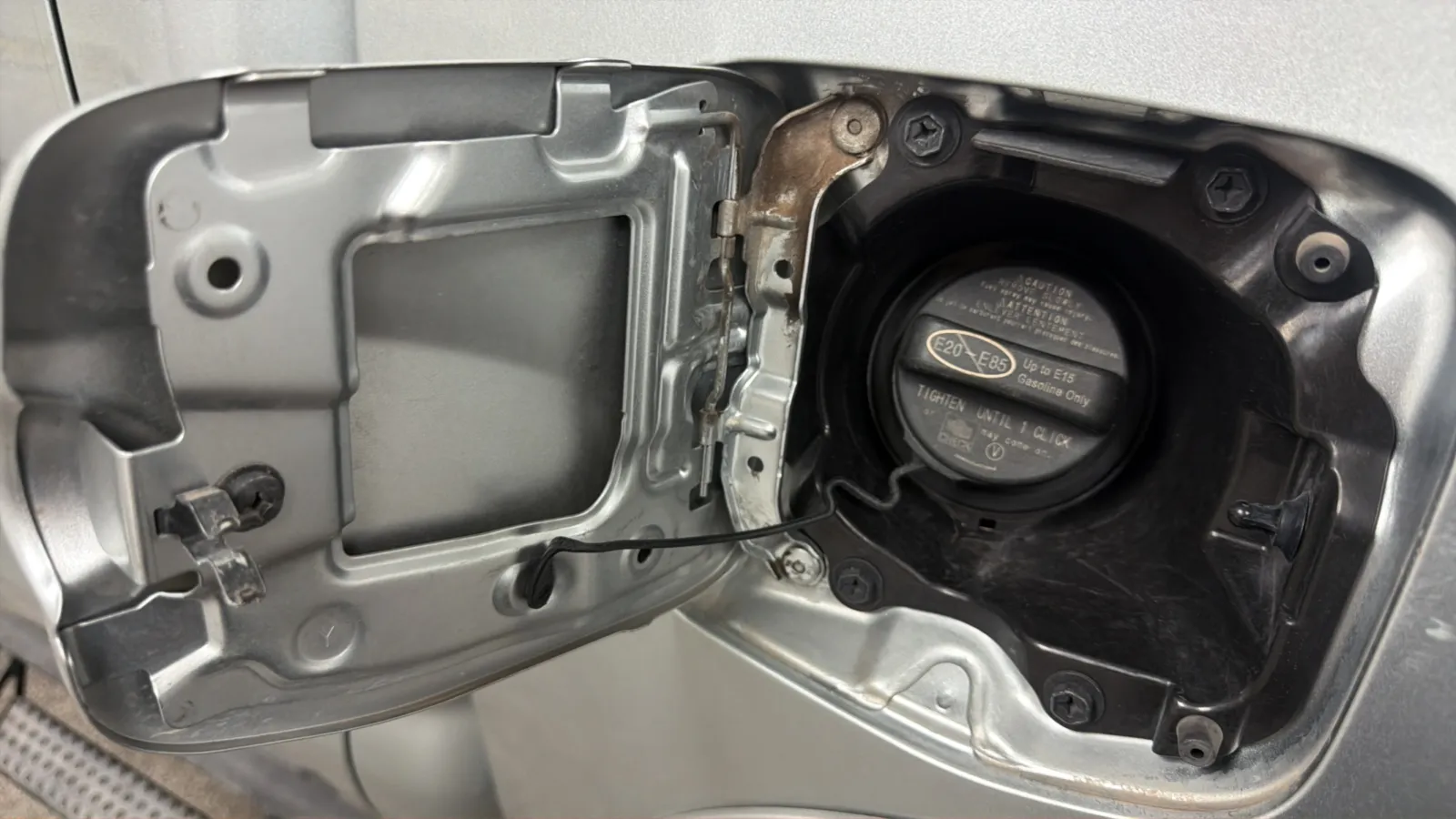 Toyota Tacoma photo 24