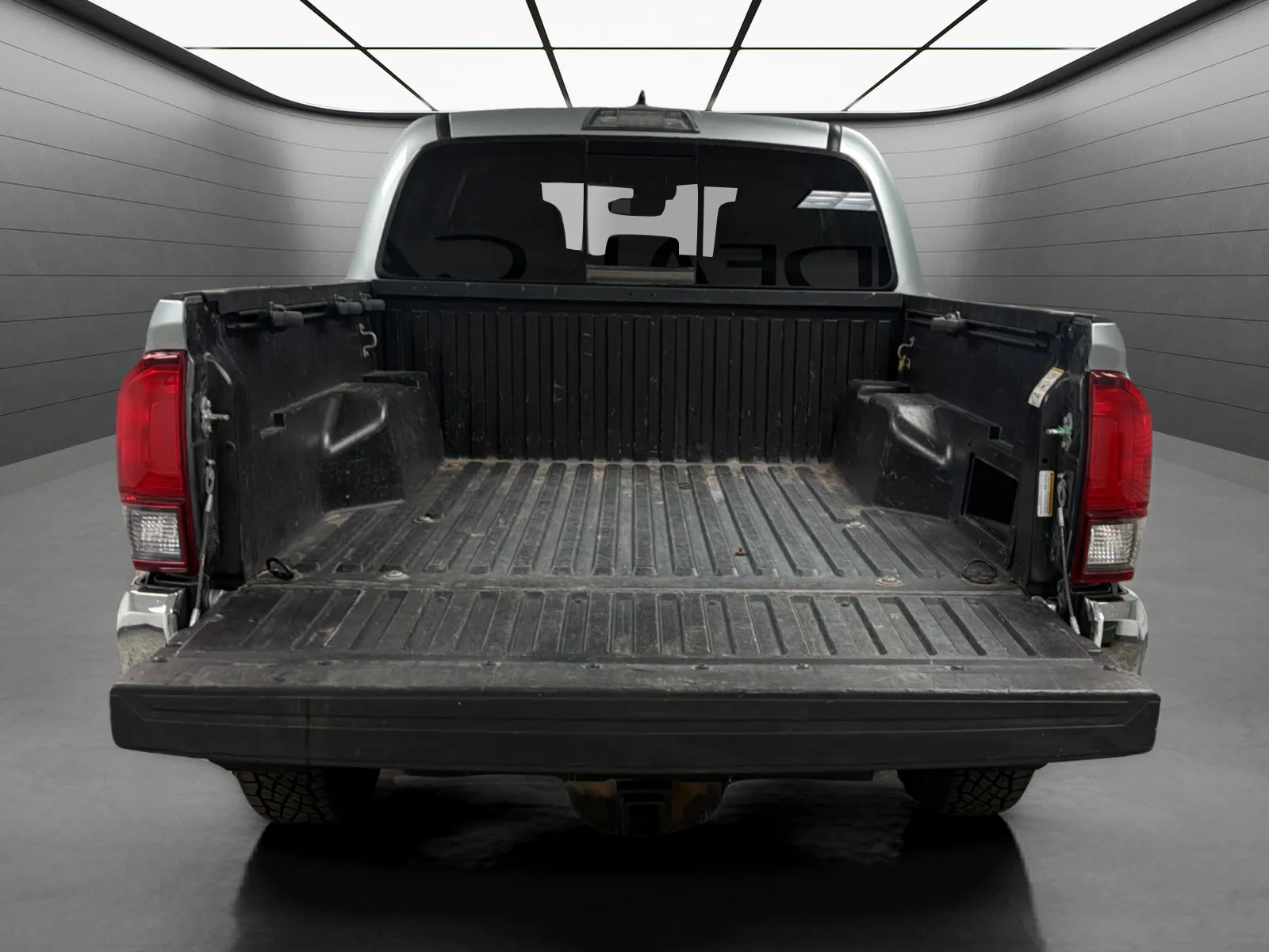 Toyota Tacoma photo 20