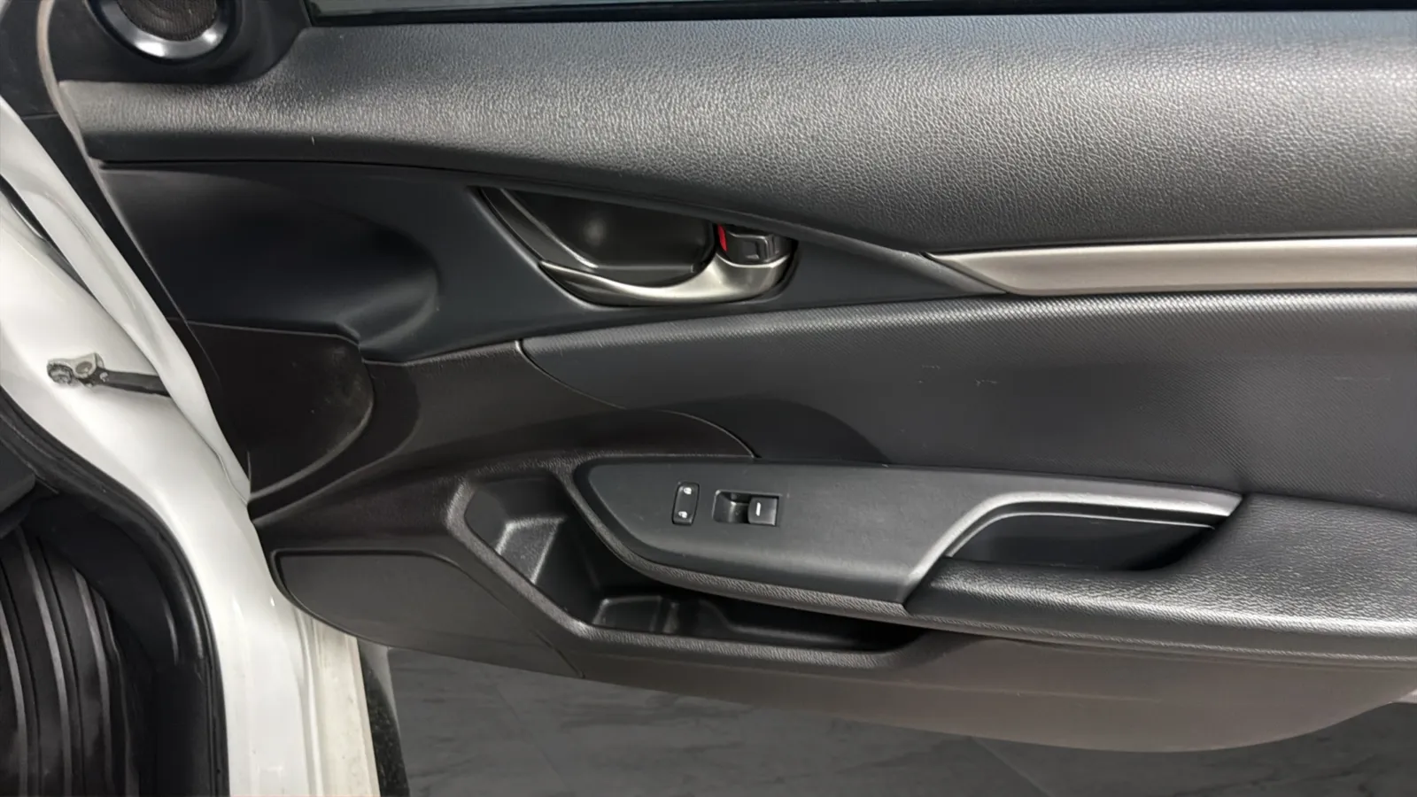 Honda Civic photo 18
