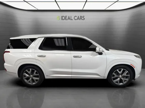 More photos of 2021 Hyundai PALISADE Limited at Ideal Cars - Broadway, AZ