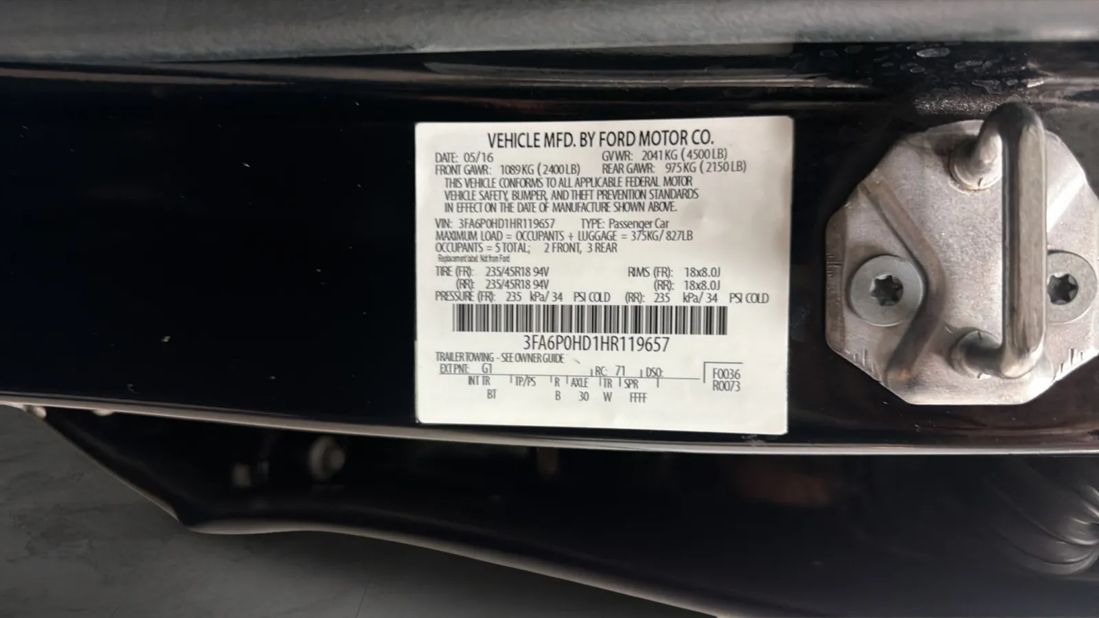 Ford Fusion photo 29