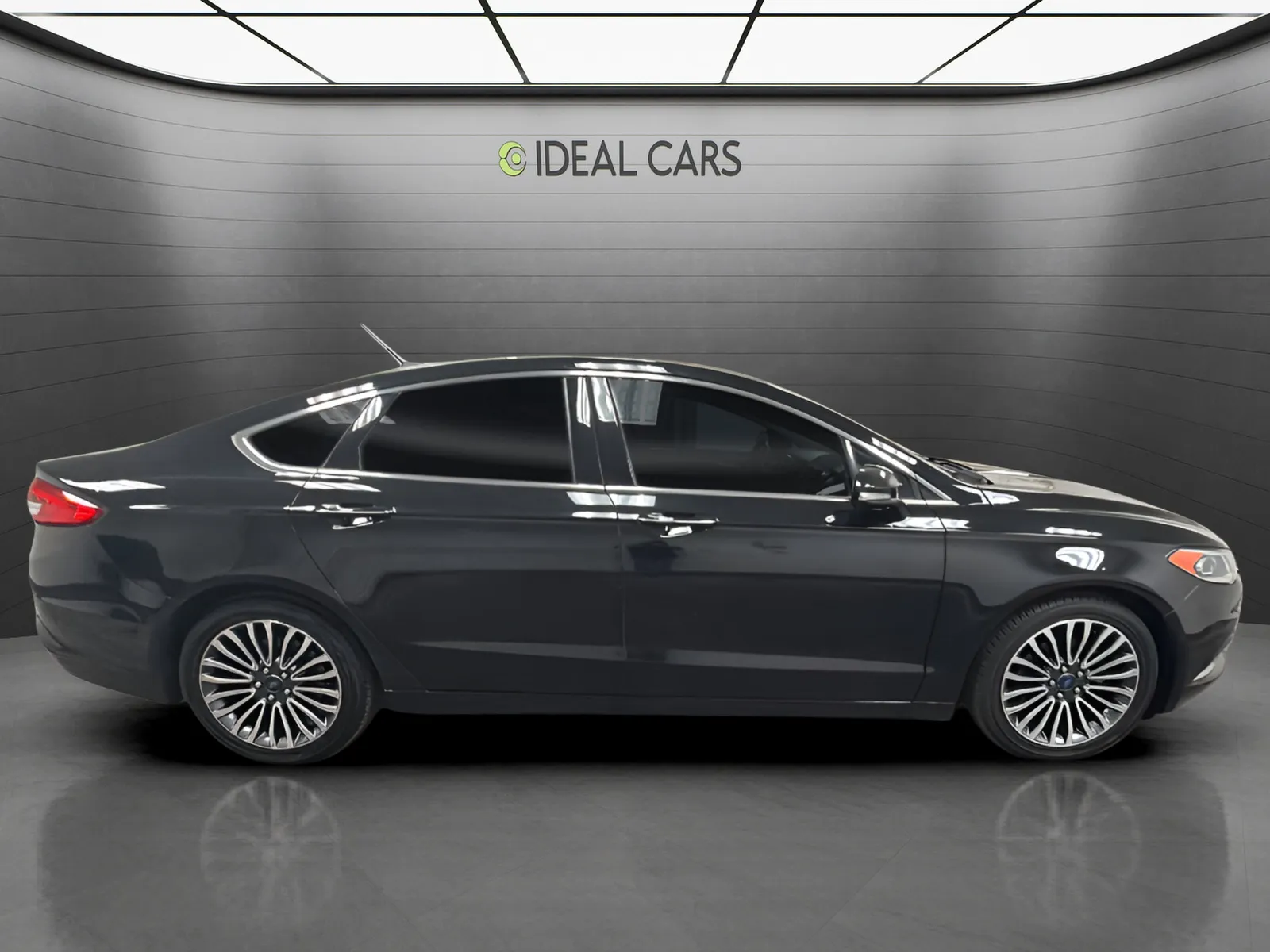Ford Fusion photo 4