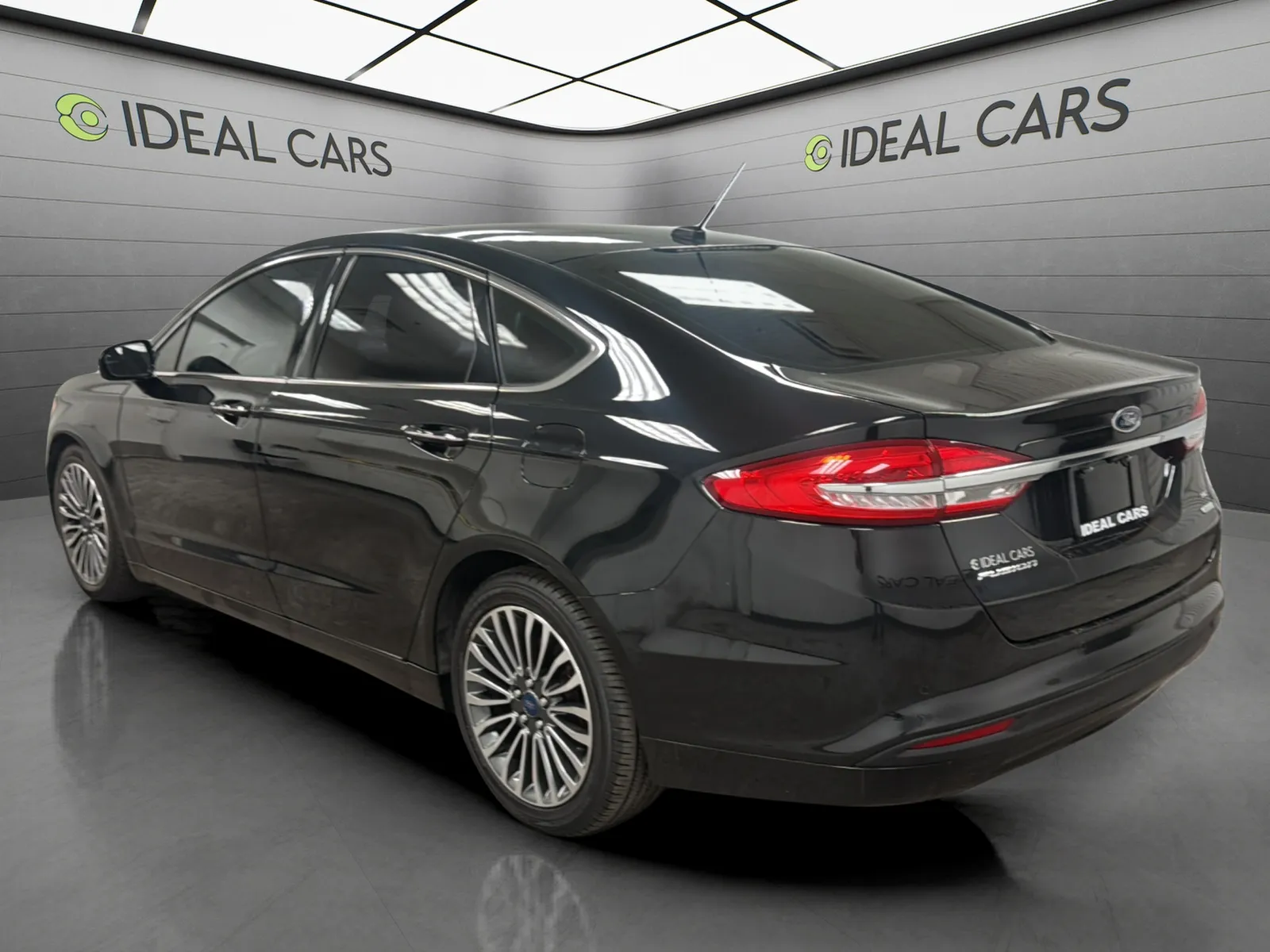 Ford Fusion photo 7