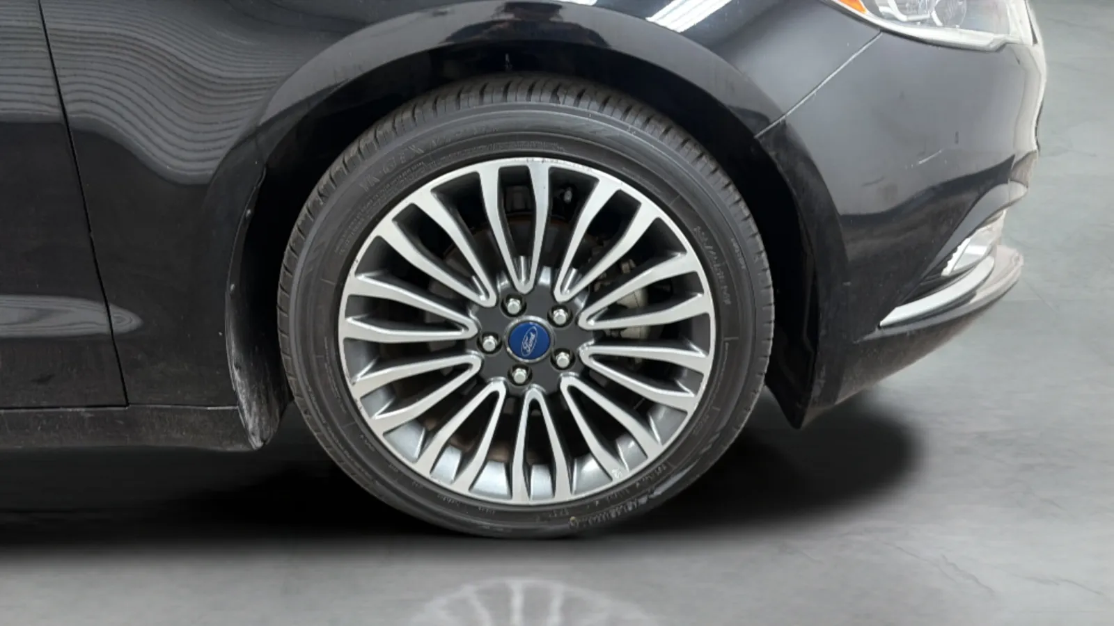 Ford Fusion photo 24
