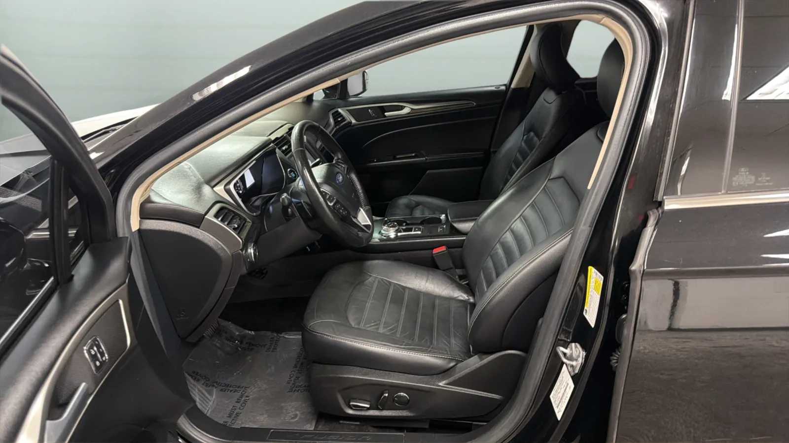 Ford Fusion photo 21
