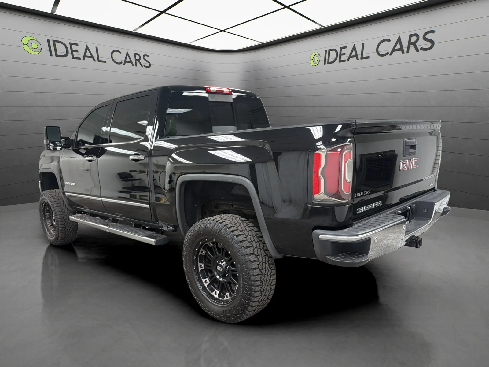 GMC Sierra photo 7