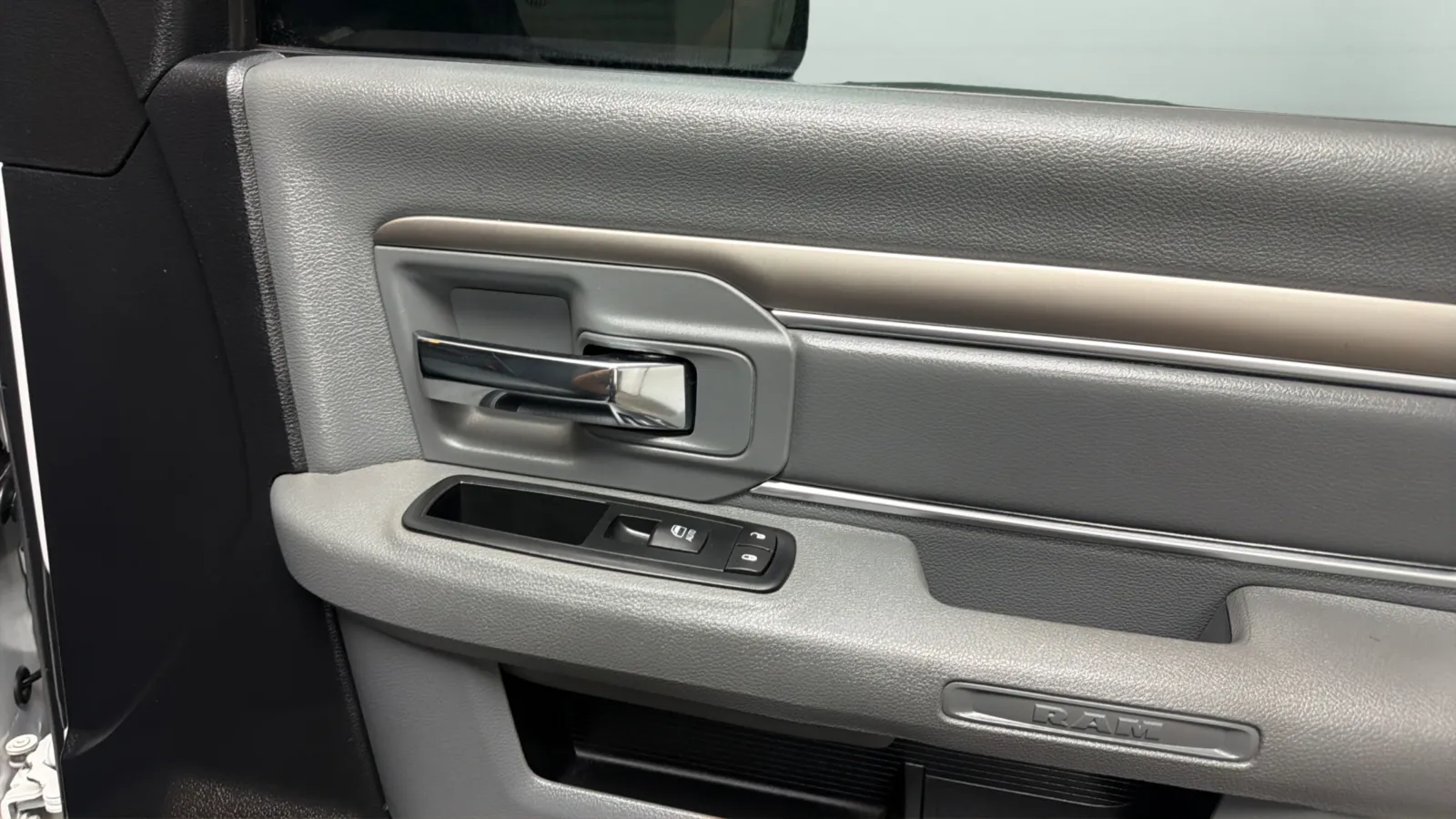 Ram 2500 photo 16