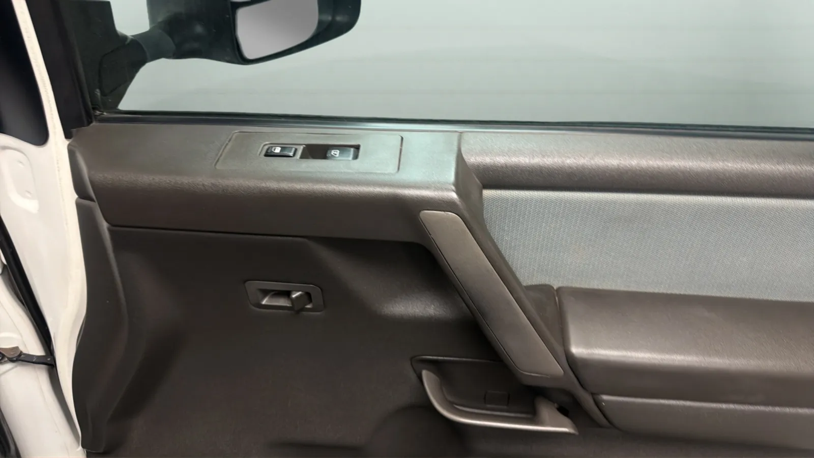 Nissan Titan photo 18
