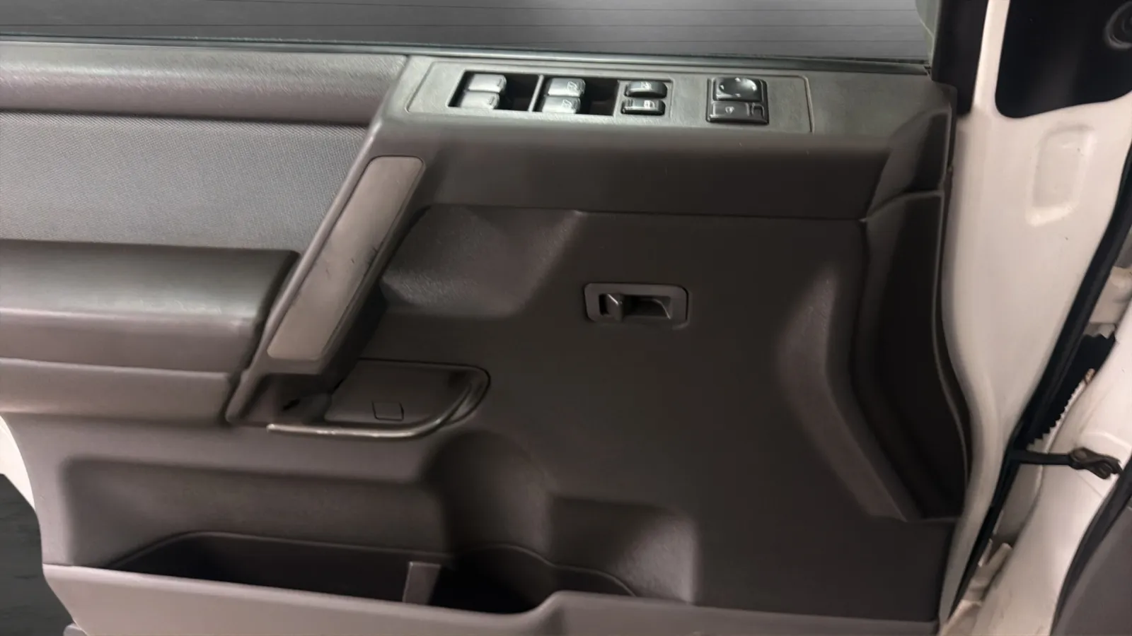 Nissan Titan photo 17