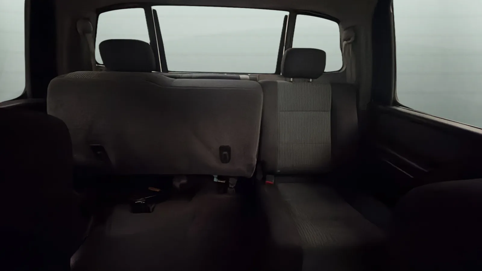 Nissan Titan photo 19