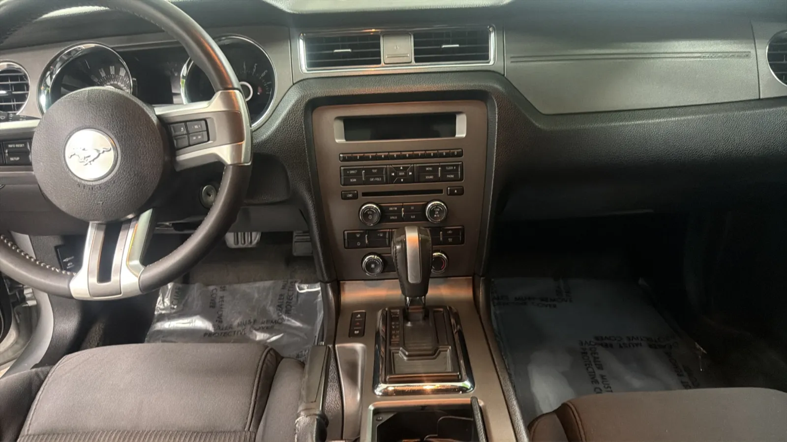 Ford Mustang photo 15