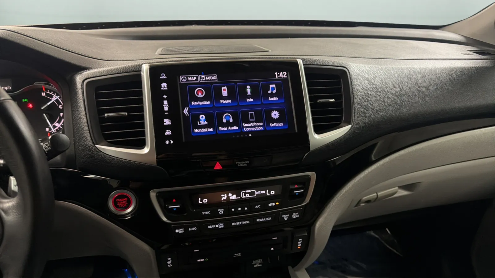 Honda Pilot photo 13