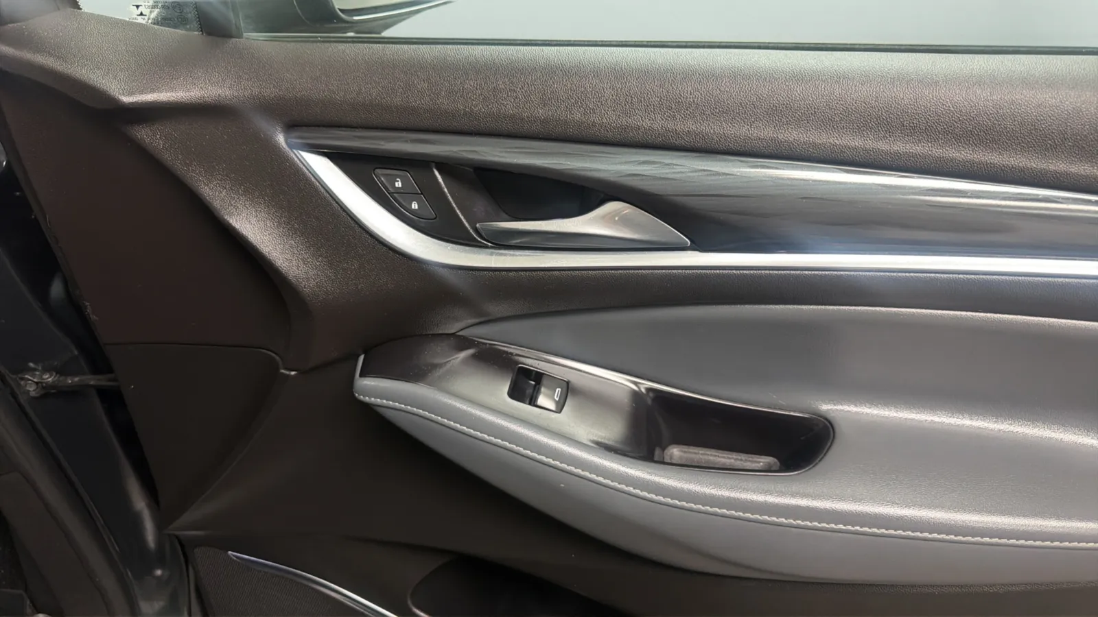Buick Enclave photo 19