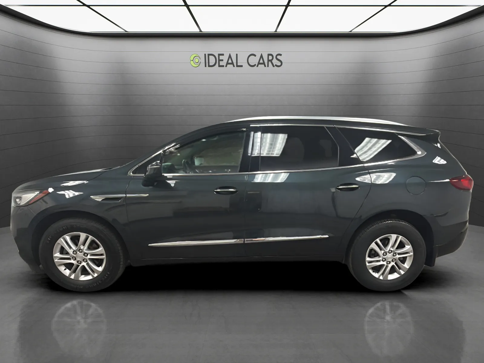 Buick Enclave photo 2