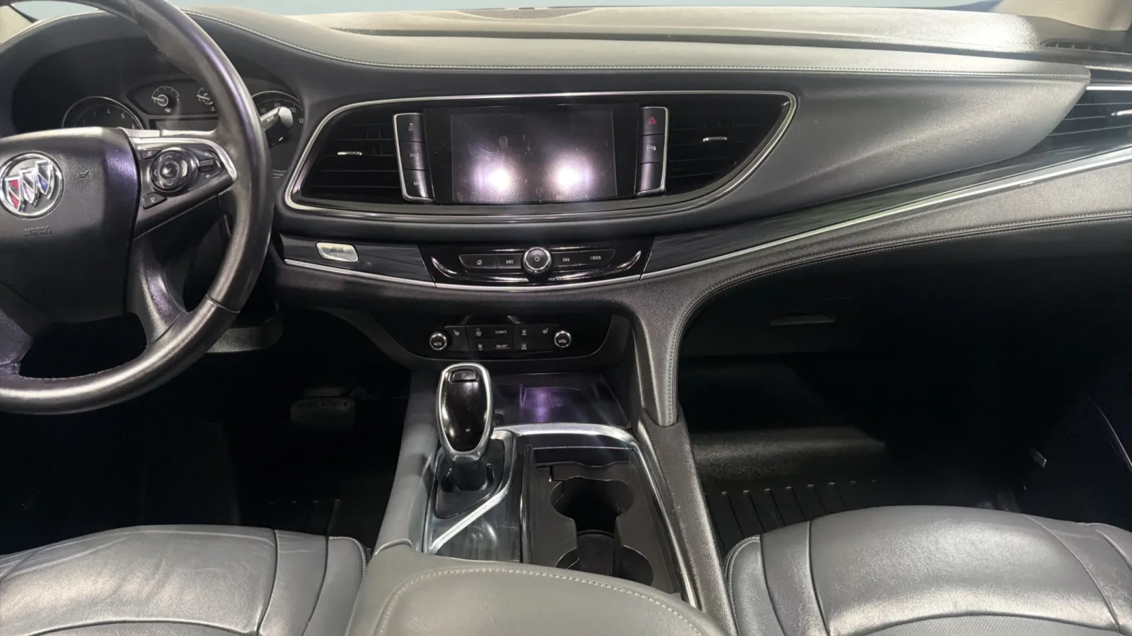 Buick Enclave photo 17