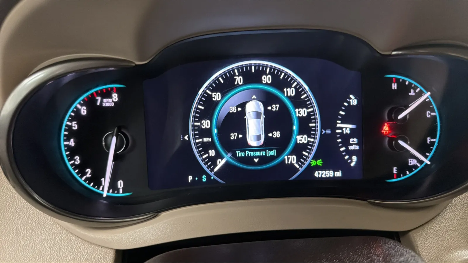 Buick LaCrosse photo 11