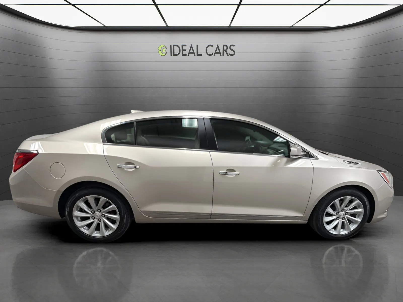 Buick LaCrosse photo 4