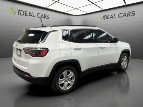 More photos of 2022 Jeep Compass Latitude at Ideal Cars - Broadway, AZ